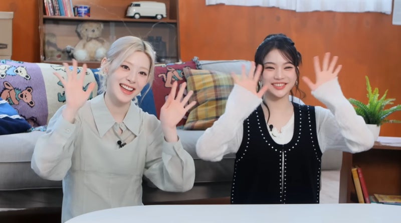 스테이씨 세은 유튜브 속 블라우스 셔츠 패션 옷 정보 @아틀리에 나인