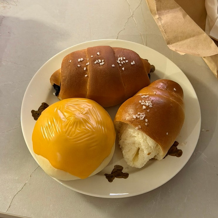  창원 소금빵 맛집 소로움ㅣ한개 1300원, 오픈런 필수?!