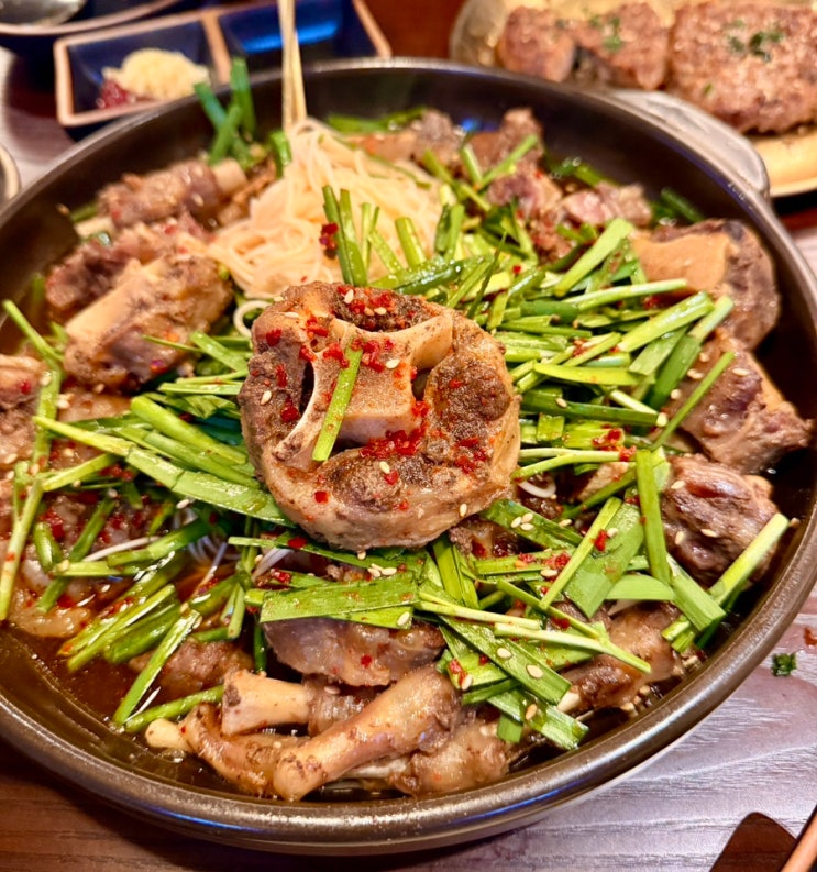  종각역 맛집 저녁 술집 우미회관 소꼬리찜 회식 메뉴 추천