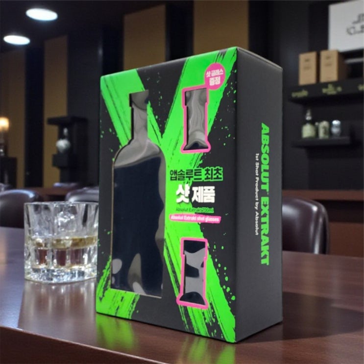  아트지와 편골판지를 합지하여 제작한 보드카 700ml 단보루 맞춤 제작 사례