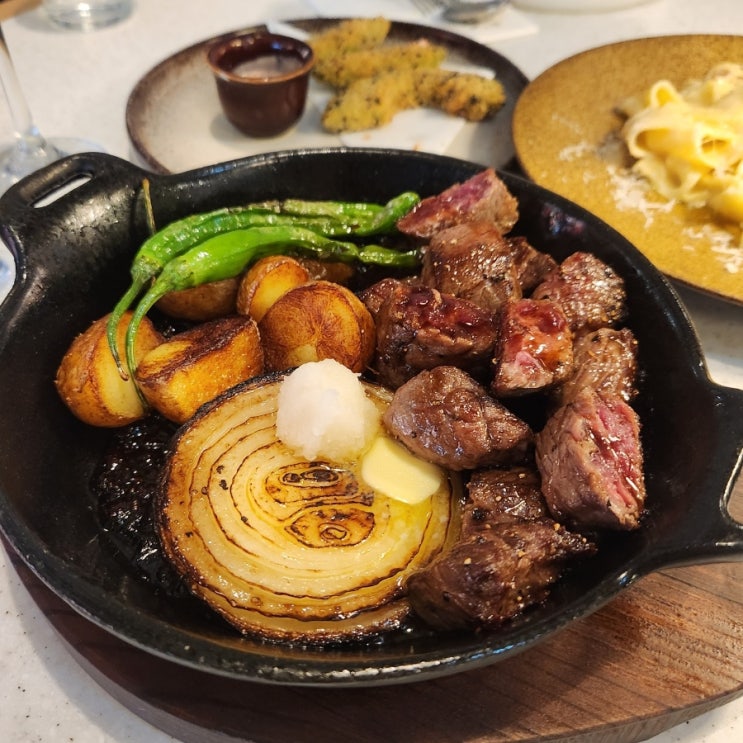  여의도 IFC몰 맛집 유주키친 연말 데이트, 소개팅하기 좋은 곳
