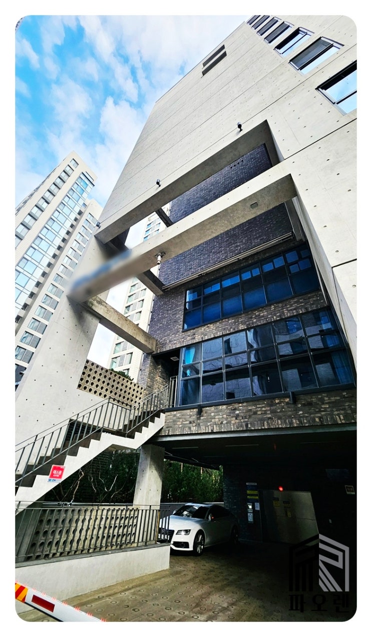  방배동 9호선·4호선 더블역세권 사무실+스튜디오 임대 – 2층 30평·지하 45평 동시 , 주차 4대