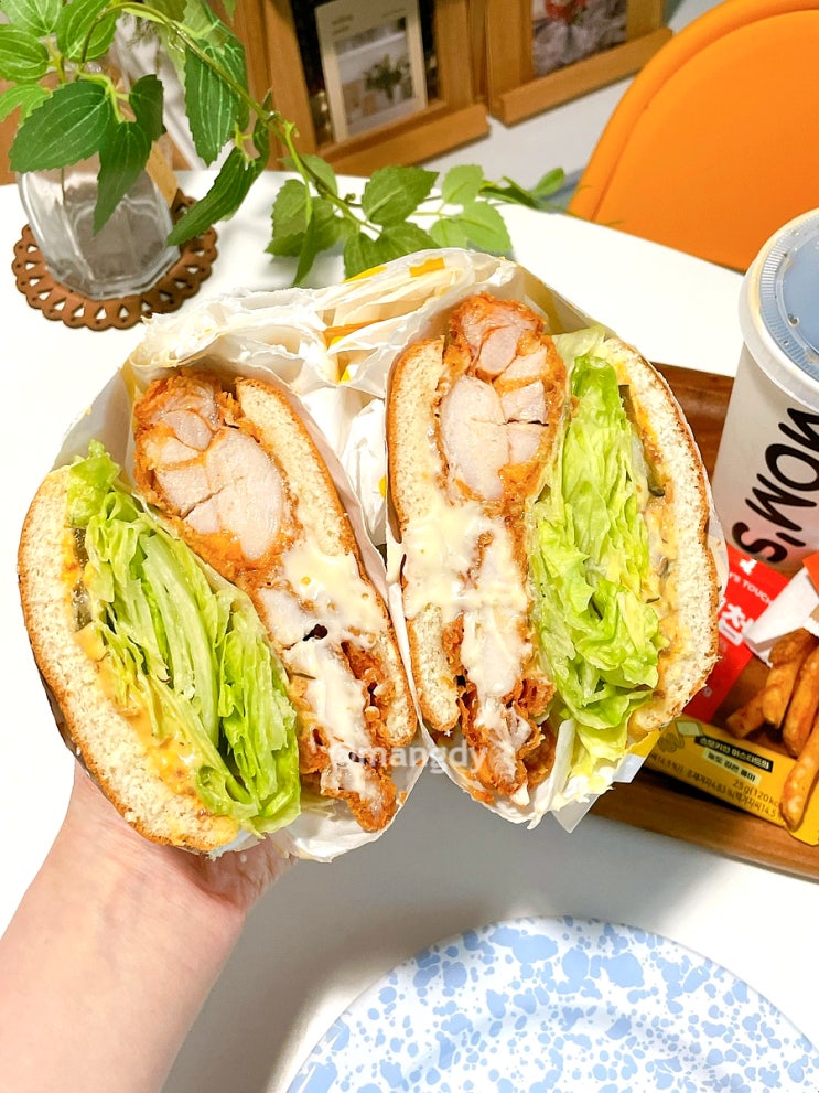  맘스터치 신메뉴 슈퍼싸이더블킥 버거 가격 세트 메뉴 추천
