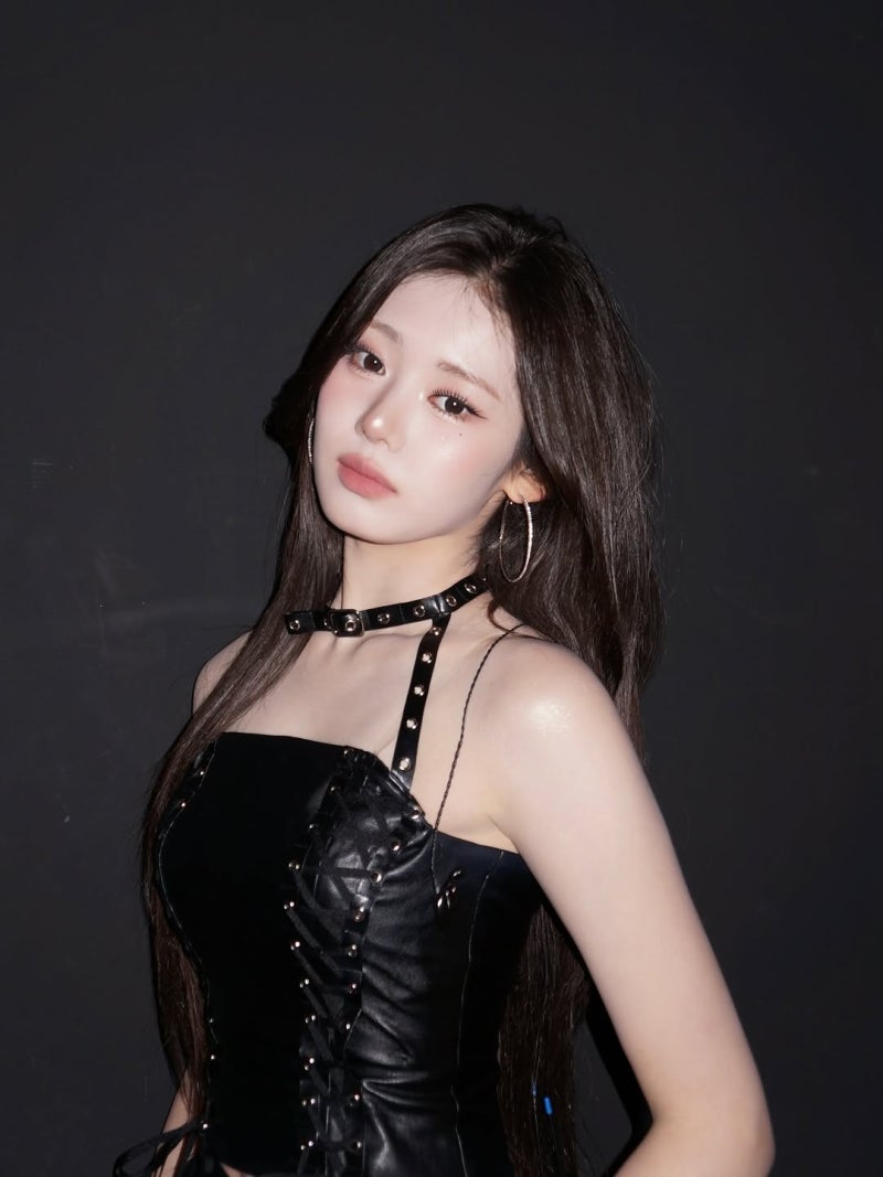251210~ 베이비몬스터 로라 인스타그램/ 위버스