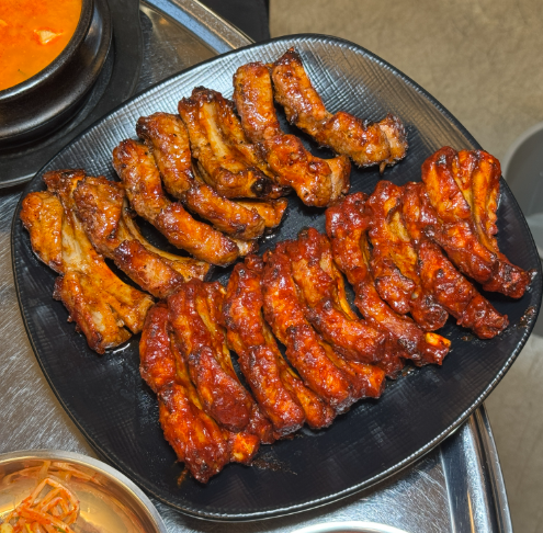  서신동 먹자골목 숨은 고기 맛집 인생극장 쪽갈비 서신점 리뷰