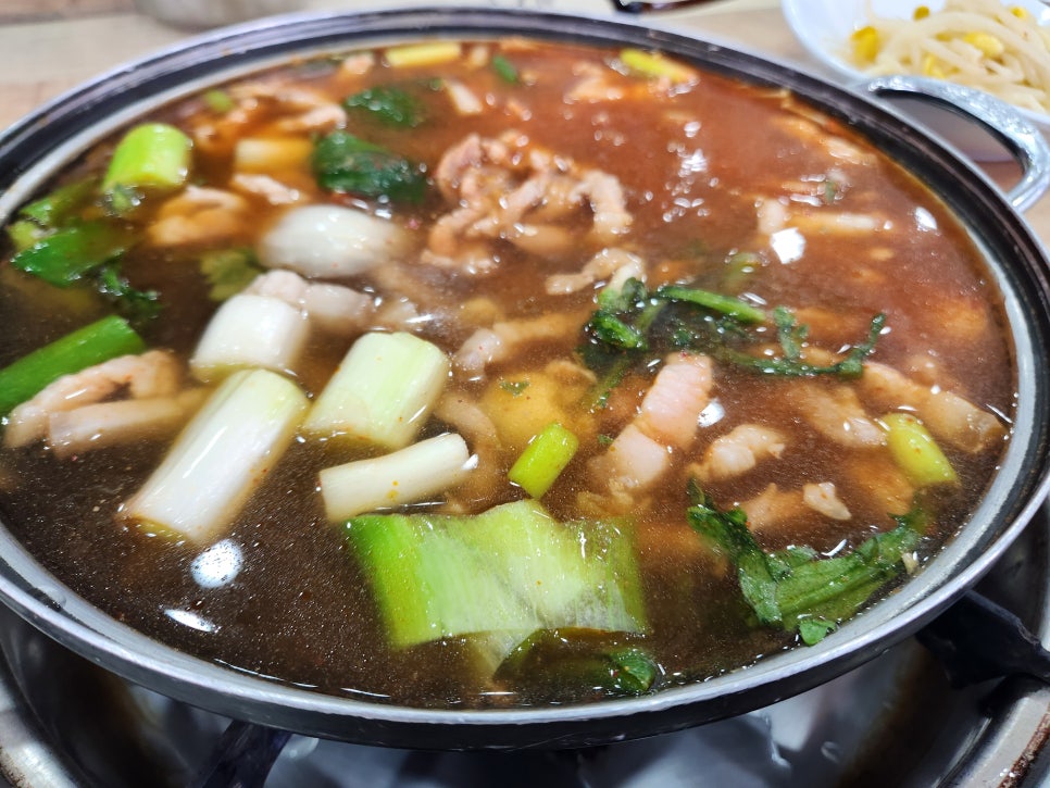 와촌식육식당 사수동점 사진 2