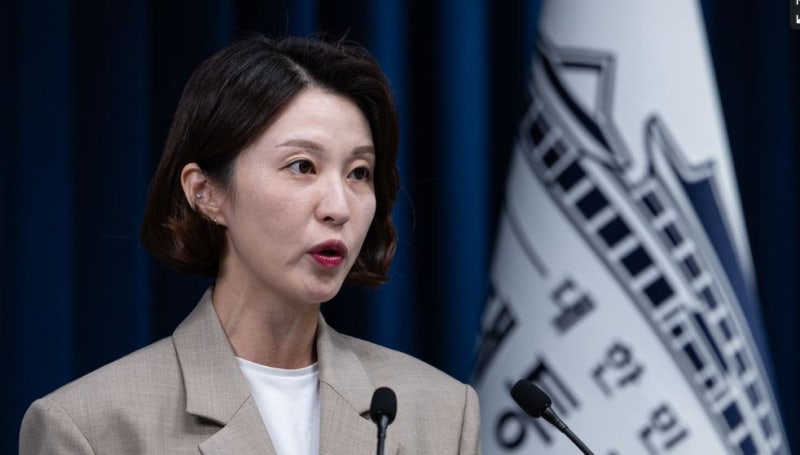 아나운서에서 대통령비서실 부대변인까지.. 안귀령 프로필!(고향, 학력, 가족관계, 결혼여부,....