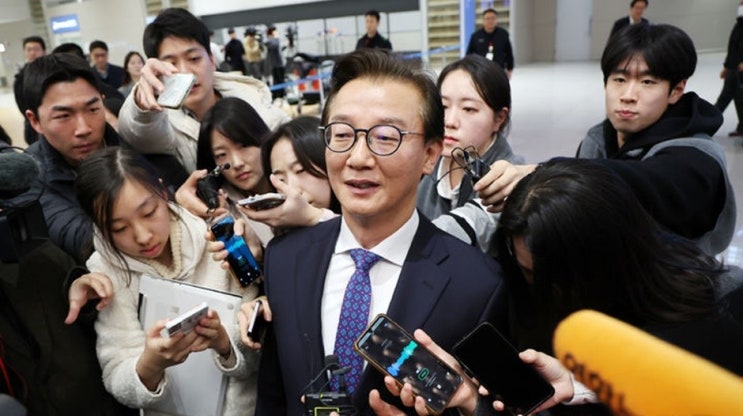 <b>전재수</b> <b>장관</b>, 금품수수 의혹 일축하며 자진 <b>사의</b> 표명... 