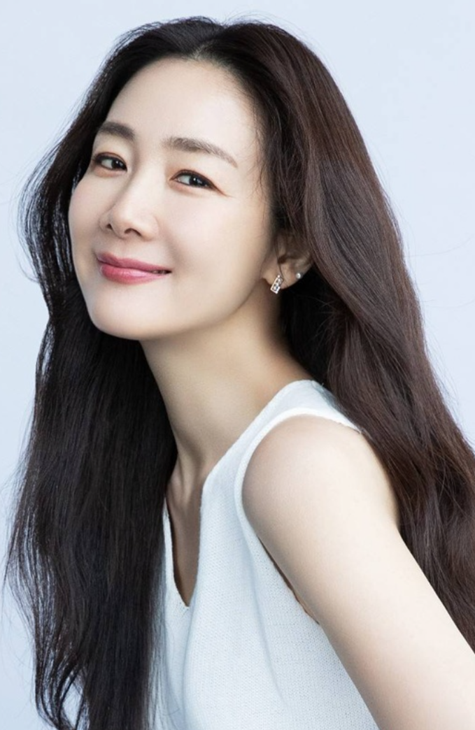 “최지우, 이번엔 엄마로 싸운다” 1형 당뇨 판정받은 아들을 위해… 3년 만의 스크린 복귀작....