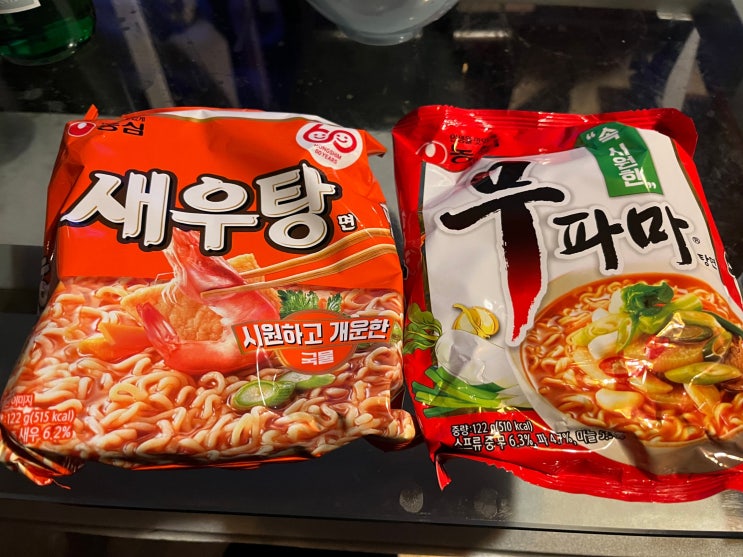 최고의 만두라면 베이스는 무엇일까? 최고의 만두라면 궁합 찾기(3) 무파마 vs 새우탕면