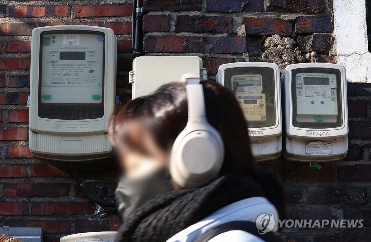 전기 사용 줄고, 요금 밀리면 고독사 위험 징후로 보고 찾아낸다