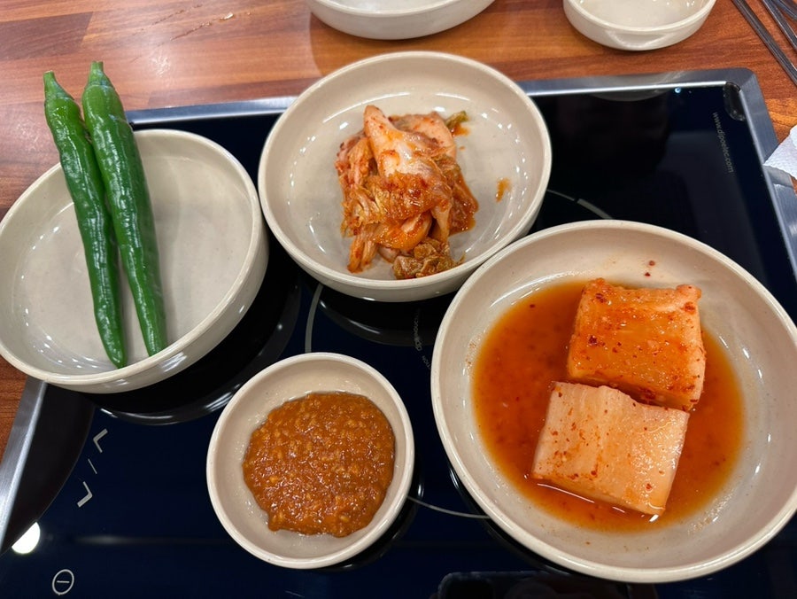 명품청기와감자탕 보라매점 사진 5