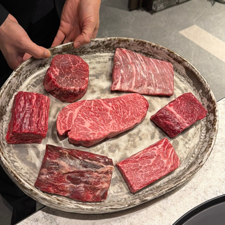  광화문고기집 투뿔 코리안 스테이크 하우스 한우 데이트 맛집 후기