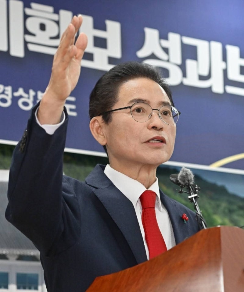 이철우 경상북도지사, ‘암 투병 극복 → 3선 도전 공식화’ 실제 출마 여부는 향후 건강 회....