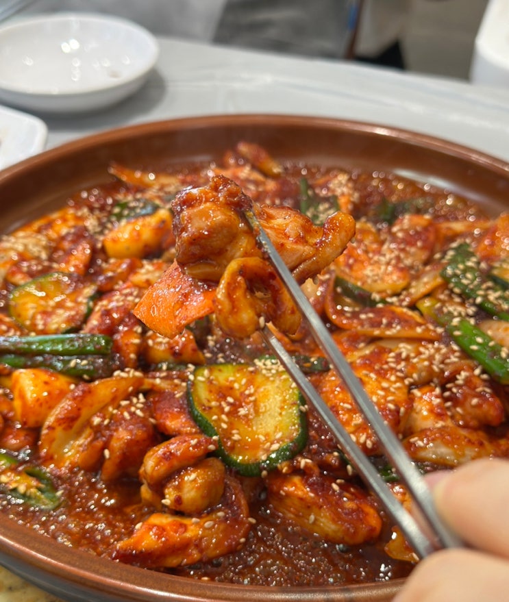  진주 금산 외식 맛집 해송돌판닭찜 주차 예약 모임