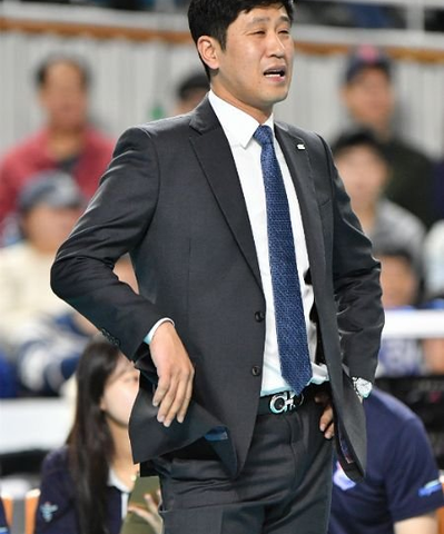한국 여자배구 역사 <b>김종민 감독</b>의 업적과 도로공사의 연승