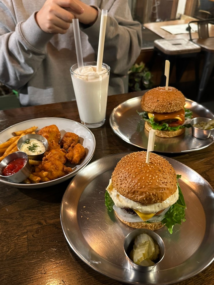 경복궁 맛집 내돈내산 버거드조선 메뉴, 웨이팅, 주차