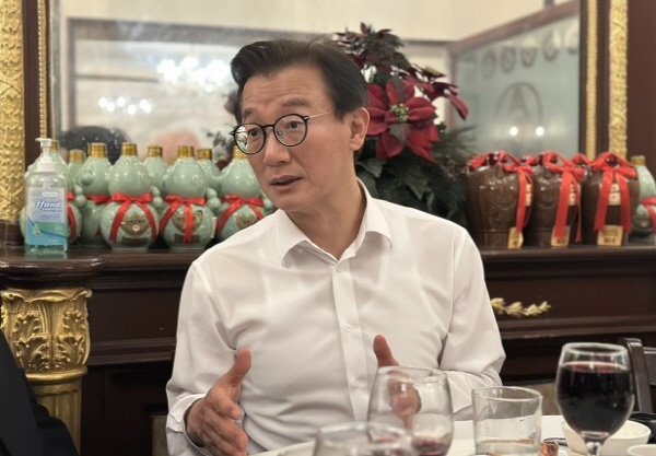 <b>전재수 통일교 의혹</b>, 장관 사의 부산시장 판도 총정리