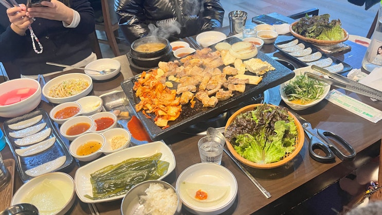  [안양역]고기집 맛집 고인돌 김치떡삼겹 떡에 싸먹는 삼겹살 내돈내산