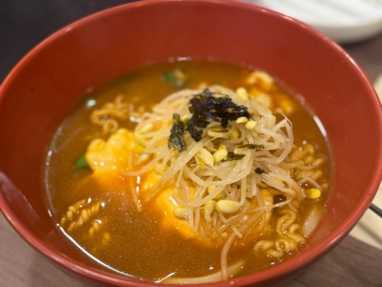  혜화 최애 맛집 ㅣ 틈새라면 간단 후기