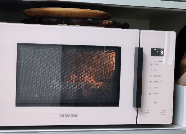 삼성전자 비스포크 전자레인지 터치식 23L MG23T5018CP 51% 할인 장단점과 구매방법 총정리