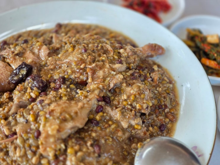  이천 장호원맛집 녹두오리찜 하얀집에서만 먹을 수 있어