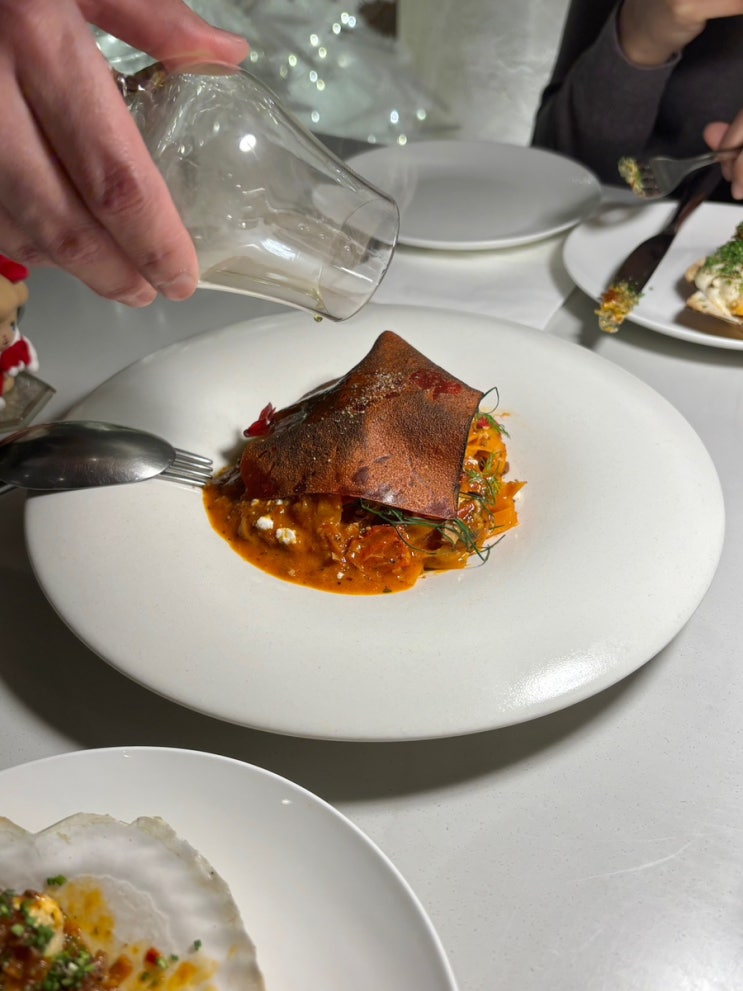  압구정 맛집 신사 와인바 글로드 • 연말 모임으로 추천하는 트리 맛집