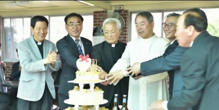 <b>전재수</b>, <b>통일교</b> 행사안갔다! 줬다->봤다로 말바꾼 <b>통일교</b>!... 