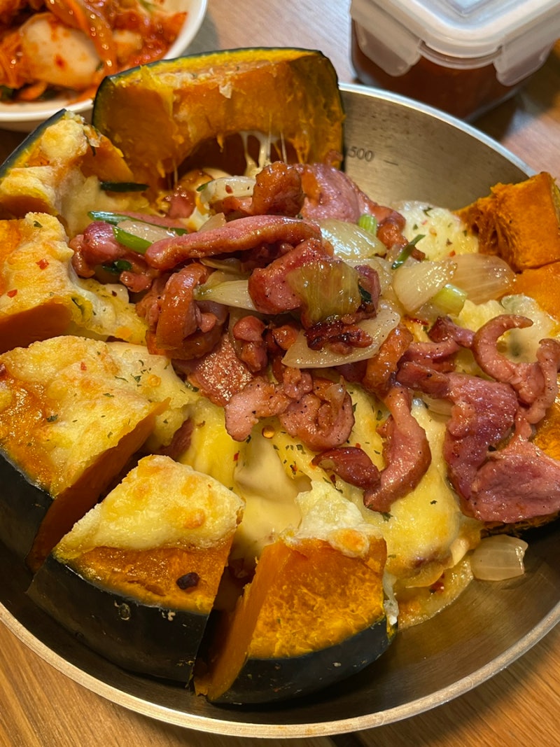 단호박오리찜 단호박 오리훈제 치즈구이 레시피