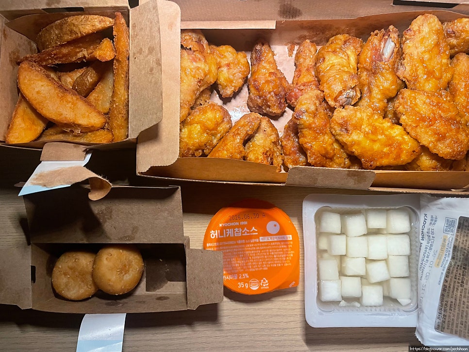교촌치킨 선유도역점 사진 3