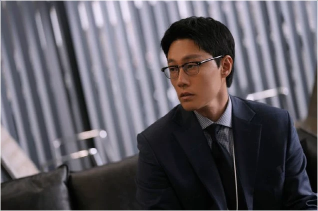  대배우 류승룡이 극찬한 이신기, 김 부장 이야기 촬영 현장의 미담