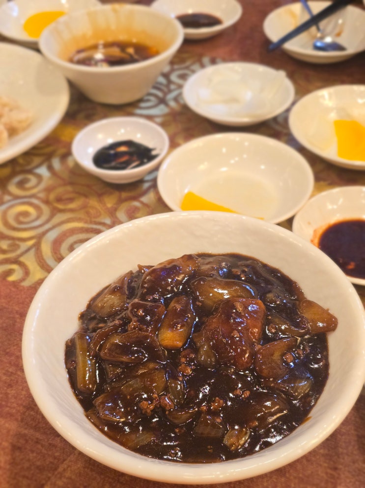  “[마포 맛집] 현래장 — 수타면 장인의 손맛! 옛날짜장·탕수육·군만두 솔직 후기”