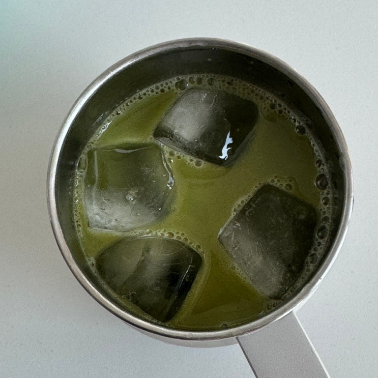  녹차라떼 말차라떼 카페 음료 집에서 만들기 레시피 공유 차선 격불 필요 없음