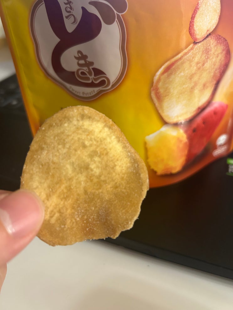  [일본 편의점 간식] 세븐일레븐만큼 맛있었던 UHA 미각당 [오사츠 도키 고구마칩 소금버터 맛]