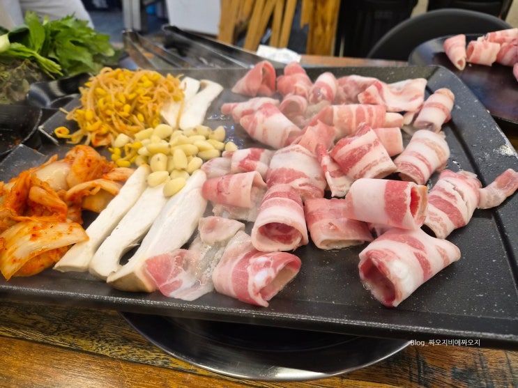  알찬 셀프바가 있는 포항 오천 문덕 가성비 대패 삼겹살 맛집, 일품대패 주차