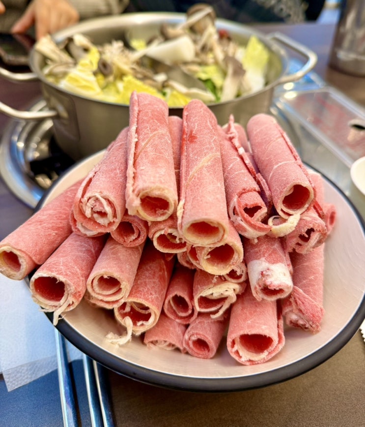  온방샤브칼국수 신촌 맛집 샤브샤브 가성비맛집