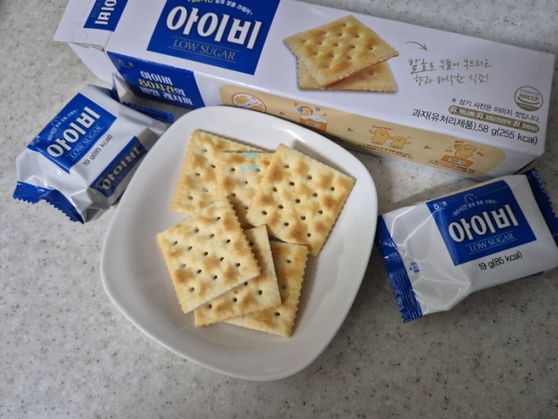✨ 해태 아이비 저당 크래커 솔직 리뷰｜당 줄인 담백한 저당 과자 간식 찾는다면 딱!