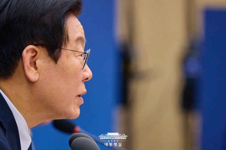 임기 얼마?" 살 떨리는 질문 분노한 <b>대통령</b>, 기관별 <b>업무보고</b>... 