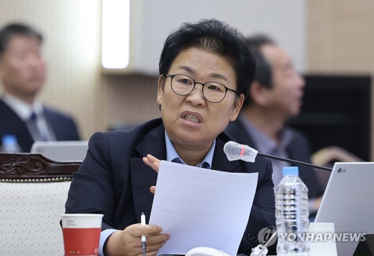 <b>문정복</b> 프로필 의원 고향 나이 유동철 비난