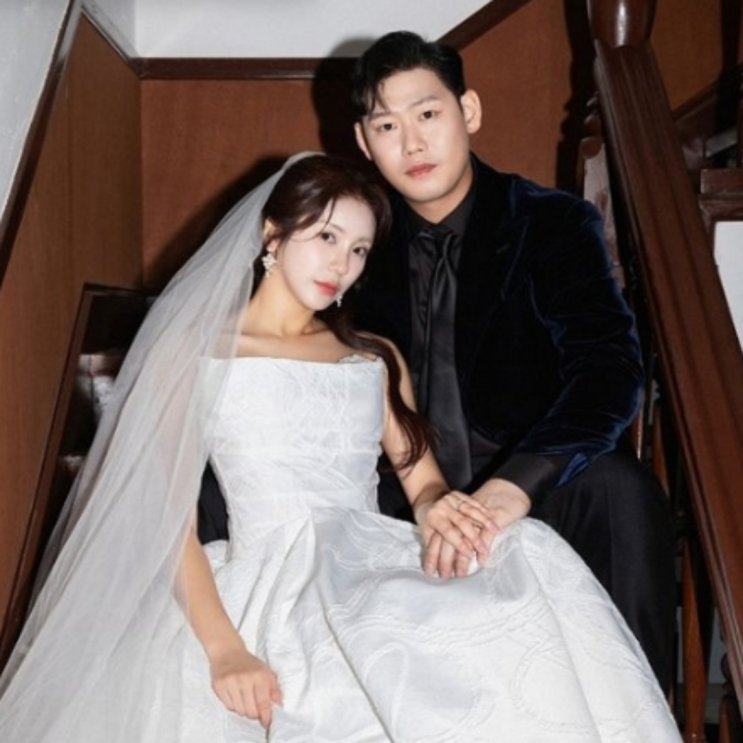 김연정 치어리더와 결혼한 새신랑 한화 하주석!! 이제는 성질 죽이고 야구만 열심히 해서 연봉 대박 따내자!! 인성논란도 그만!!