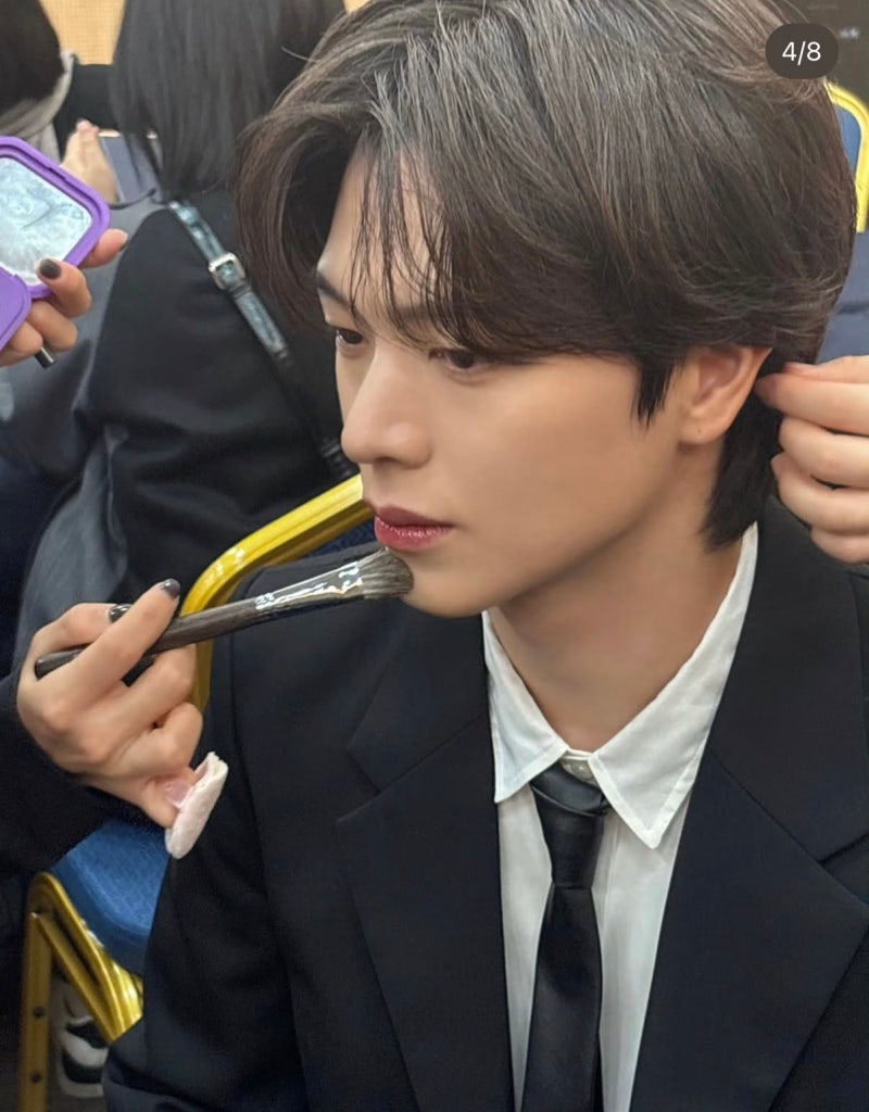 육성재 리프컷 스타일, 꾸안꾸 남자 헤어의 정석