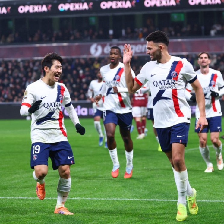 데드볼 스페셜리스트 <b>이강인</b>, psg 선제골 어시스트