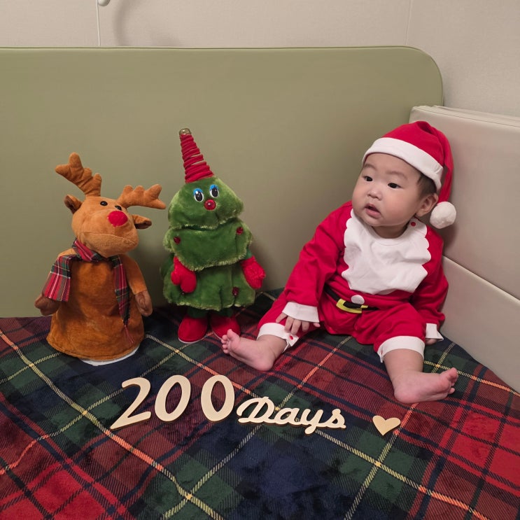  아기산타옷 추천 신생아 50일 100일 200일 돌아기 셀프촬영에 좋은 아꾸 크리스마스 아기옷