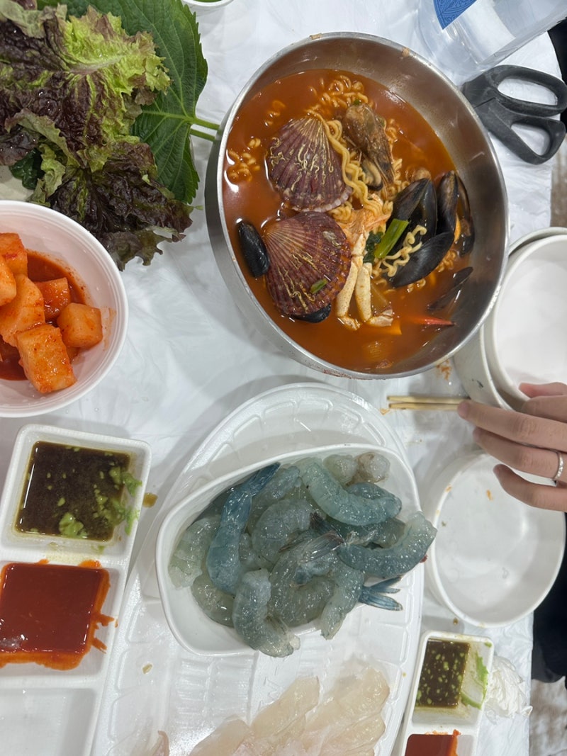 청량리역 경동시장 횟집 다퍼줘 | 가성비 좋은 생새우회, 광어회, 물회, 해물라면 성시경 맛....