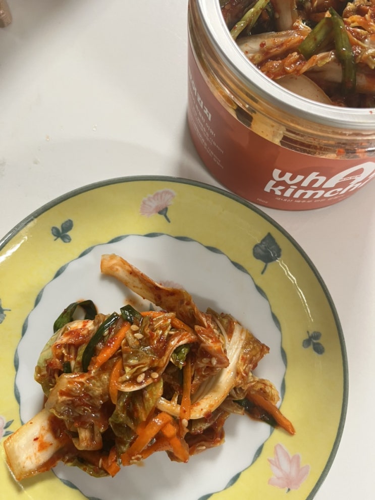  캔으로 즐기는 신선한 겉절이! ‘왔어김치’ 여행·캠핑 필수템 후기