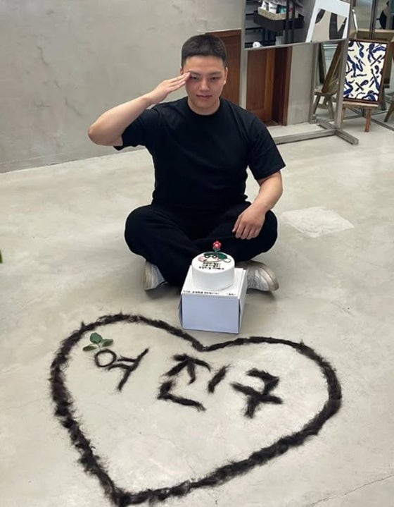 [여진구 카투사 입대 임박] 카투사 입대 앞두고 깜짝 근황 공개…'하트 머리'로 마지막 인사 ....