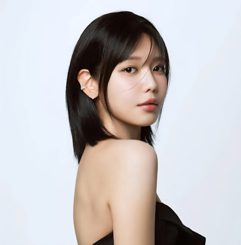 ✨ 영원한 소녀시대, 가수이자 배우 '수영' 프로필 집중 탐구: 나이, 키, 인스타까지 A to Z!