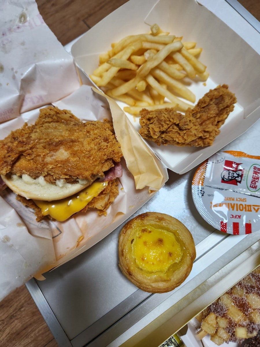KFC 천안두정점 사진 2
