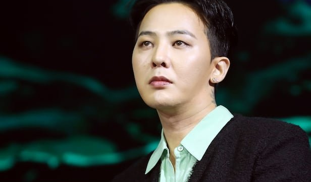 <b>지드래곤 콘서트 암표 거래</b>로 경찰에 적발된 중국인들
