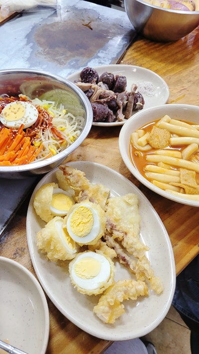  [연수동] 원조즉석김밥 : 학창 시절 분식집이 생각나는 양 많은 동네 분식 / 마추피추 : 분위기 좋은 동네 카페